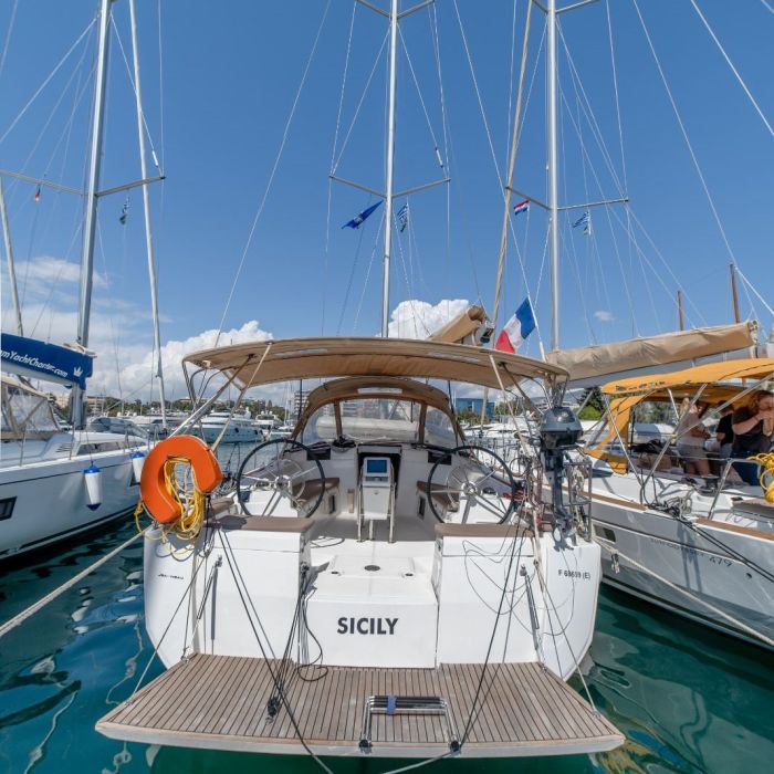Sun Odyssey 449